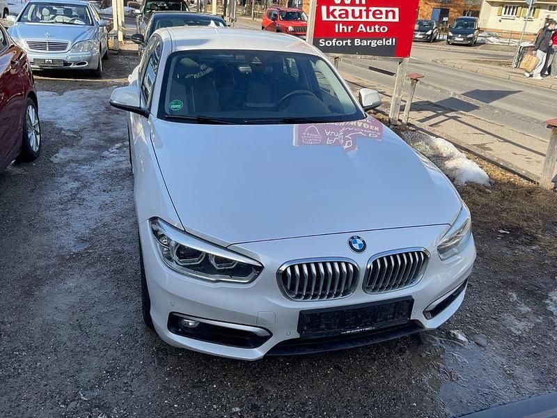 Gebraucht BMW 120 Urban Line 190 PS (139 kW) 2015 Weiß Kleinwagen
