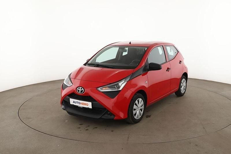 Gebraucht Toyota Aygo 72 PS (52 kW) 2020 Rot Kleinwagen