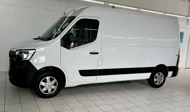 Gebraucht Renault Master Komfort 2022 Weiss Van / Kleinbus