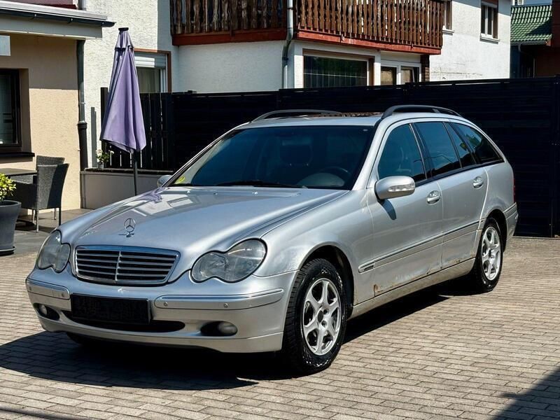Silber Gebraucht 2002 Mercedes C220 Elegance Kombi | 2.800 € (Fairer Preis) - Bild 1/4