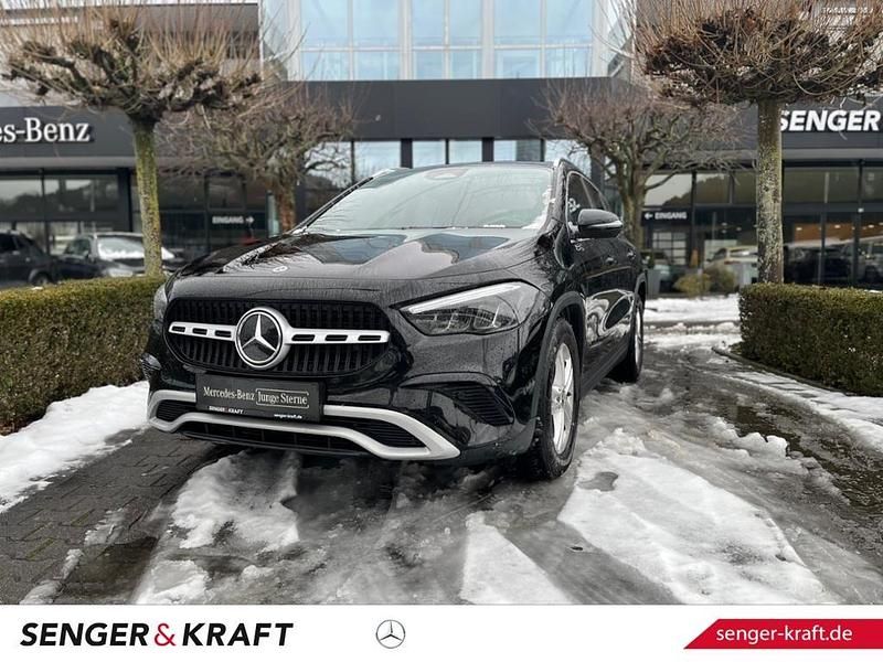 Schwarz Gebraucht 2024 Mercedes GLA200 SUV | 33.980 € (Superpreis) - Bild 1/4
