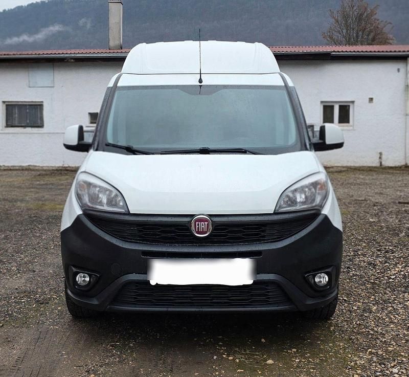 Gebraucht Fiat Doblò 101 PS (74 kW) 2016 Weiß Van / Kleinbus