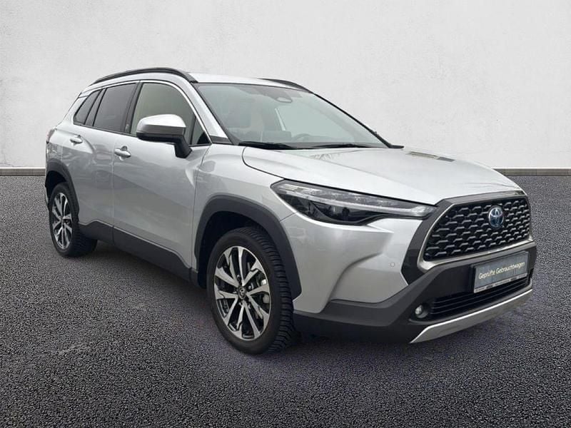 Gebraucht Toyota Corolla Cross Team 197 PS (144 kW) 2024 Silber SUV
