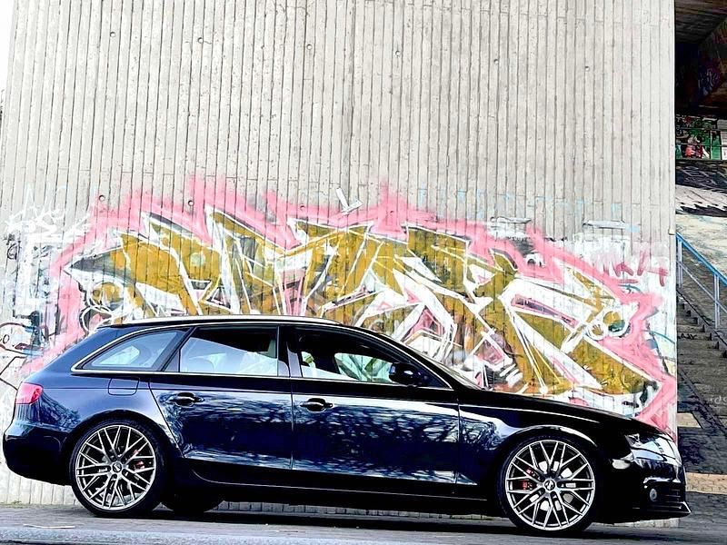 Gebraucht Audi A4 160 PS (117 kW) 2009 Blau Kombi