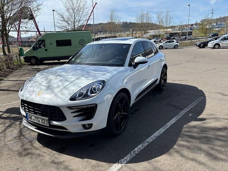 Gebraucht Porsche Macan S 258 PS (189 kW) 2016 Weiß SUV