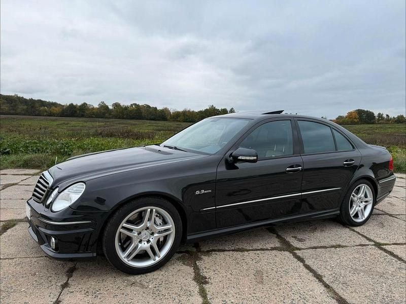 Schwarz Gebraucht 2006 Mercedes E63 AMG AMG Limousine | 19.999 € (Fairer Preis) - Bild 1/4