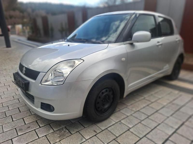 Gebraucht Suzuki Swift Snow 92 PS (67 kW) 2007 Silber Kleinwagen