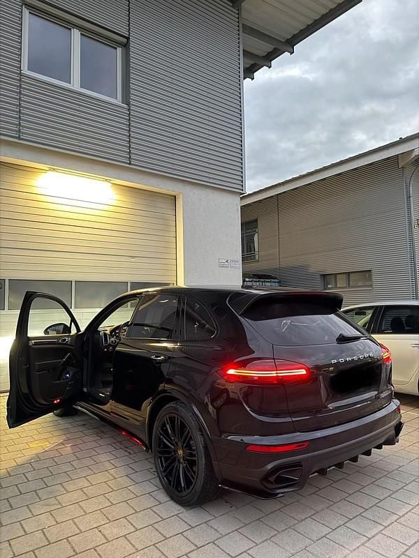 Gebraucht Porsche Cayenne 262 PS (192 kW) 2014 Schwarz SUV