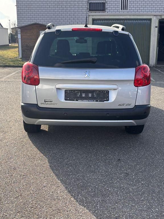 Gebraucht Peugeot 207 120 PS (88 kW) 2008 Silber Kombi