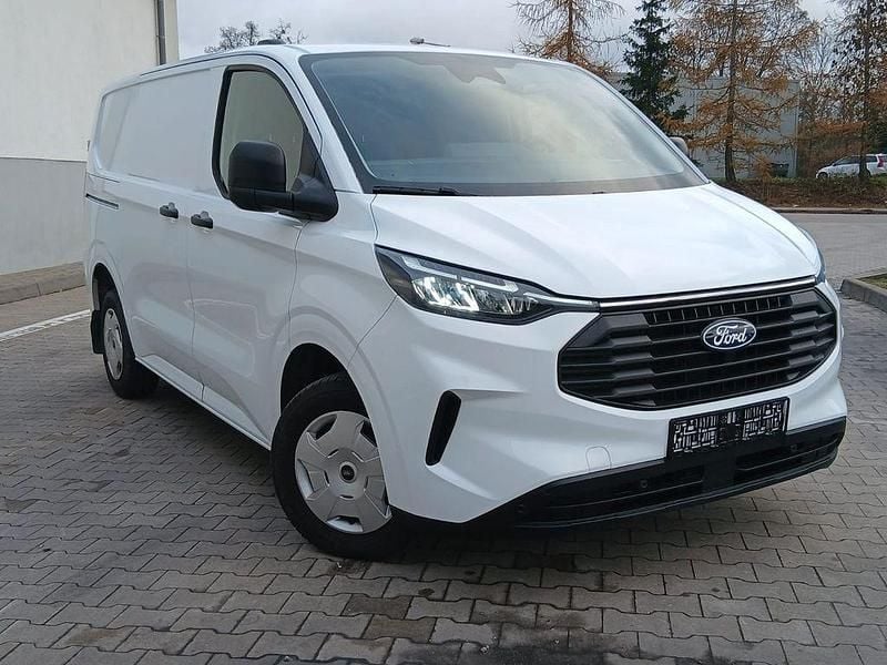 Gebraucht Ford Transit Custom Trend 136 PS (100 kW) 2024 Weiß Van / Kleinbus