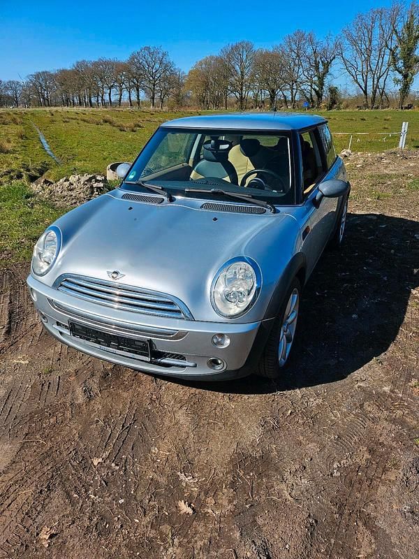 Gebraucht Mini Cooper 90 PS (66 kW) 2004 Silber Kleinwagen