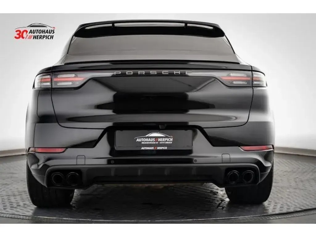 Gebraucht Porsche Cayenne Coupe 340 PS (250 kW) 2022 Chromitschwarzmetallic (metallic) SUV