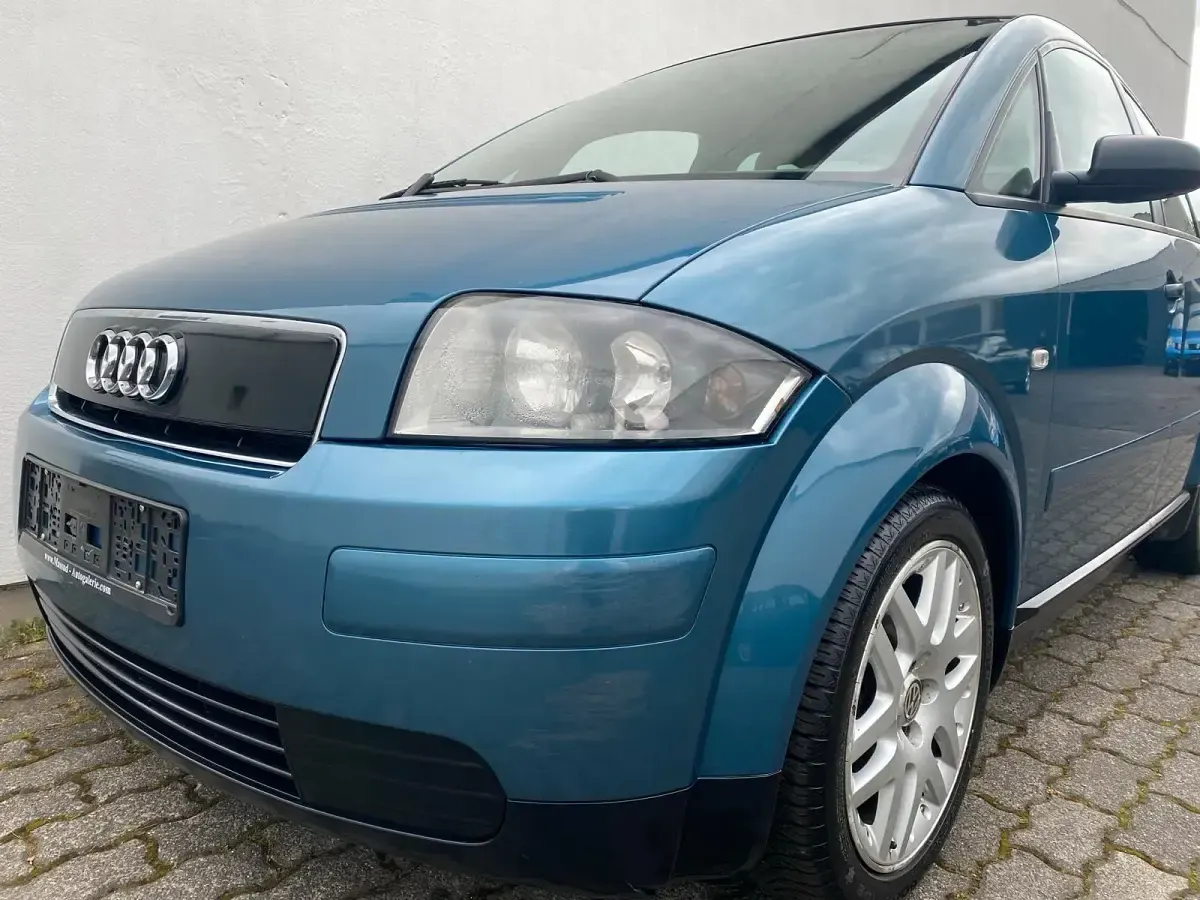 Gebraucht Audi A2 75 PS (55 kW) 2001 Blau Kleinwagen