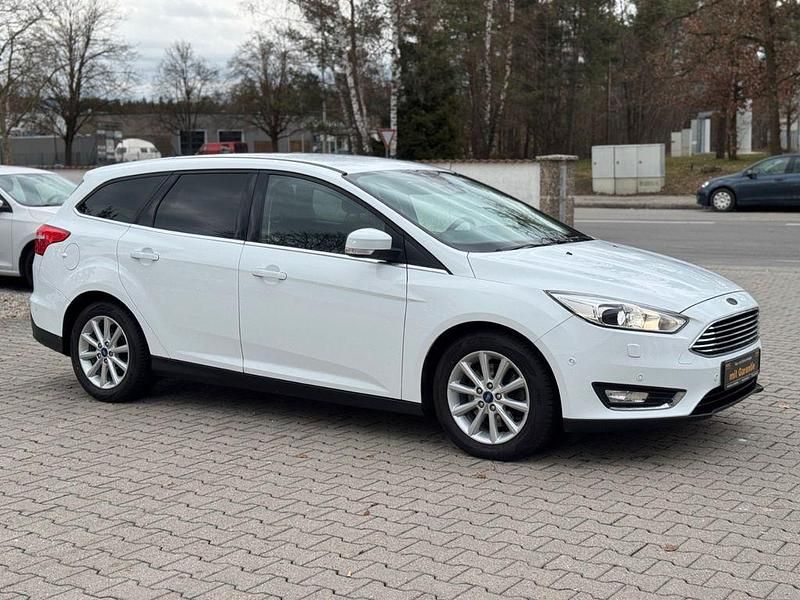 Gebraucht Ford Focus Titanium 150 PS (110 kW) 2014 Weiß Limousine