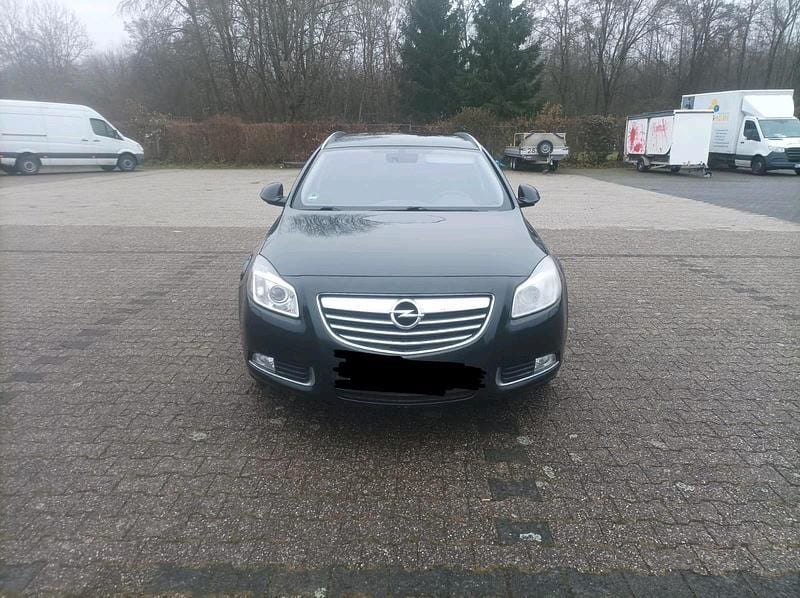 Schwarz Gebraucht 2012 Opel Insignia Kombi | 3.299 € (Superpreis) - Bild 1/4