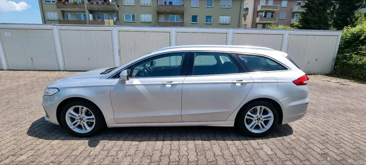 Gebraucht Ford Mondeo 150 PS (110 kW) 2019 Silber Kombi