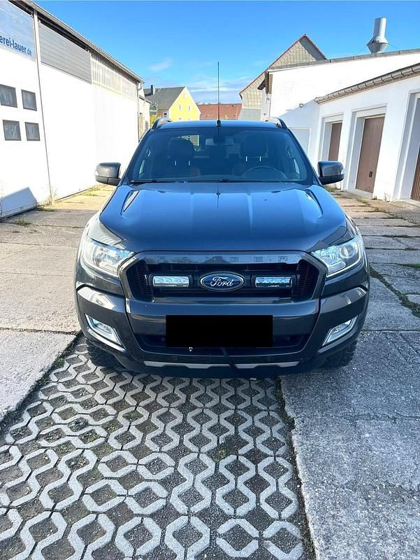 Gebraucht Ford Ranger Wildtrack 200 PS (147 kW) 2017 Grau Abholung