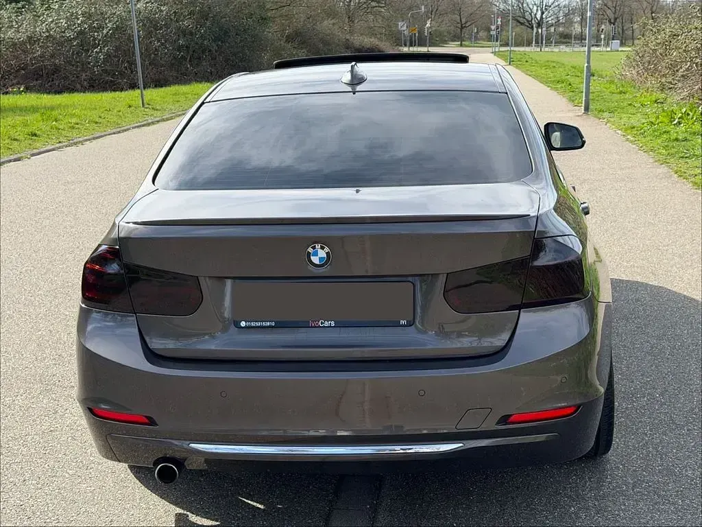 Gebraucht BMW 318 Luxury Line 143 PS (105 kW) 2013 Limousine