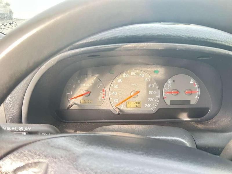 Gebraucht Volvo V40 122 PS (89 kW) 1998 Rot Kombi