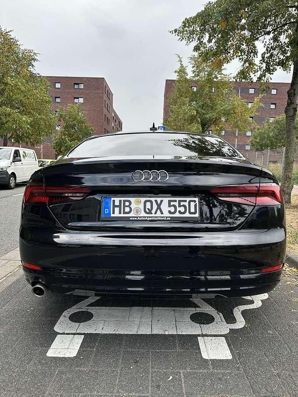 Schwarz Gebraucht 2018 Audi A5 Sportback Design Kleinwagen | 20.800 € (Fairer Preis) - Bild 1/4