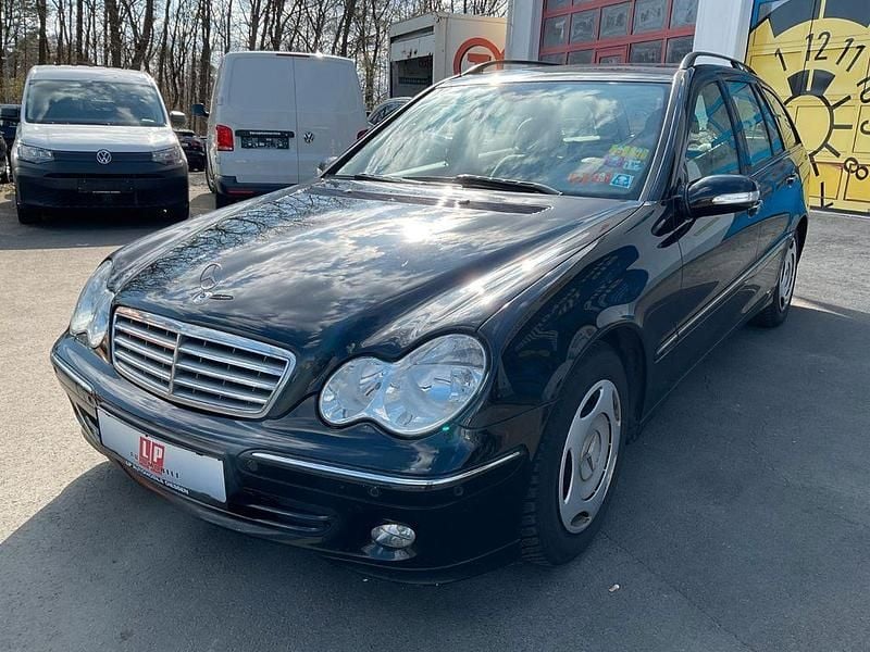 Gebraucht Mercedes C220 150 PS (110 kW) 2005 Schwarz Kombi
