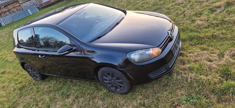 Gebraucht VW Golf VI Trendline 80 PS (58 kW) 2010 Schwarz Kleinwagen