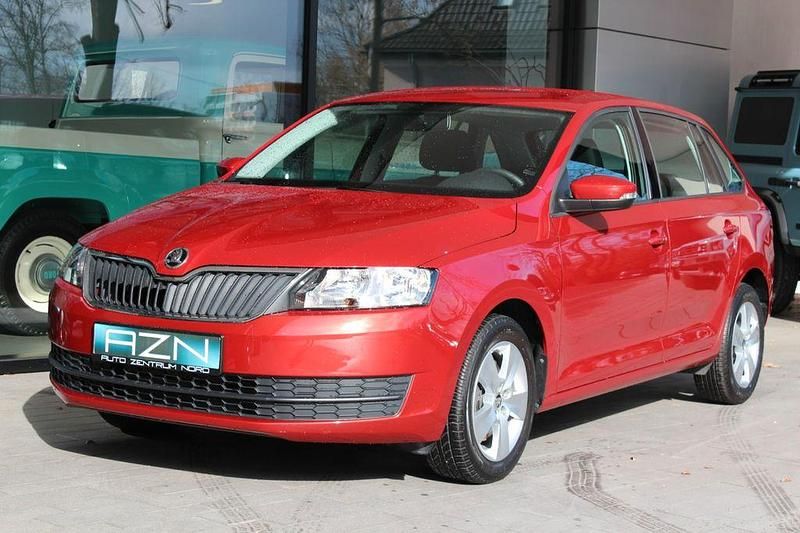 Gebraucht Skoda Rapid 110 PS (80 kW) 2017 Rot Kleinwagen