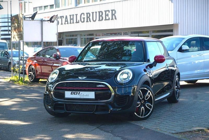 Schwarz Gebraucht 2016 Mini John Cooper Works Kleinwagen | 17.890 € (Fairer Preis) - Bild 1/4