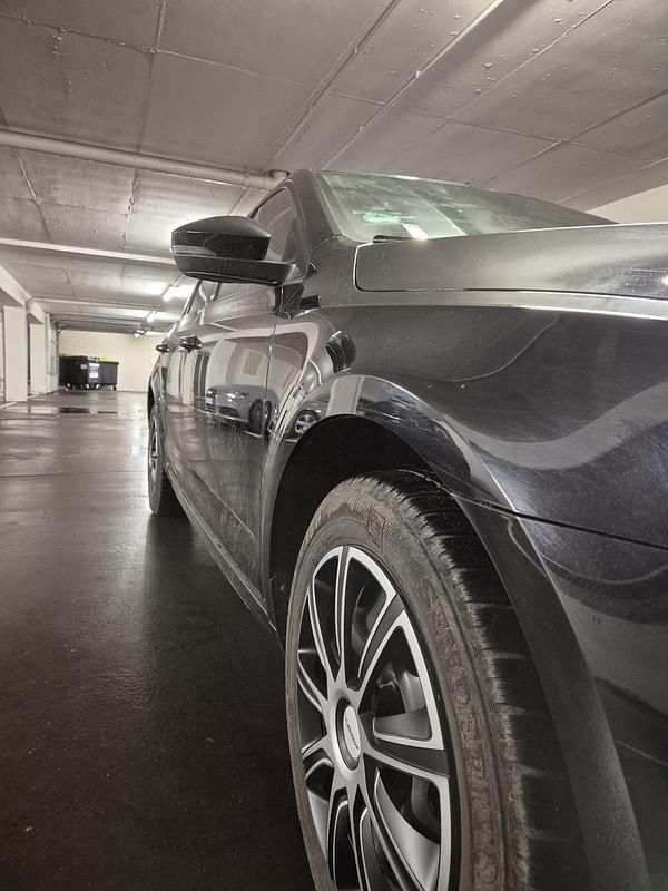 Gebraucht Skoda Octavia Ambition 150 PS (110 kW) 2020 Schwarz Kombi