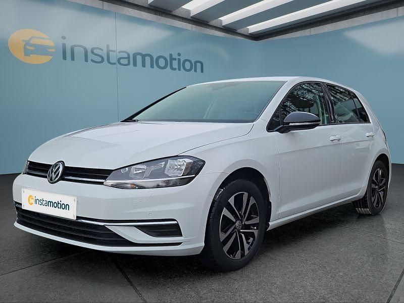 Weiß Gebraucht 2020 VW Golf VII Kleinwagen | 15.960 € (Guter Preis) - Bild 1/4