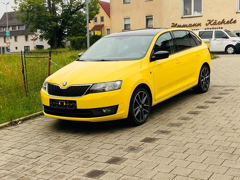 Gelb Gebraucht 2014 Skoda Rapid Limousine | 6.500 € - Bild 1/4