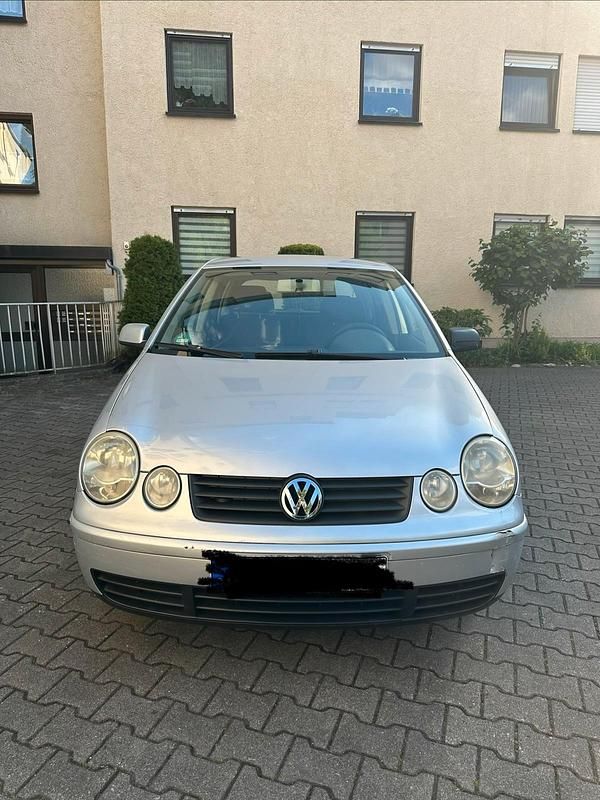 Grau Gebraucht 2004 VW Polo Kleinwagen | 1.500 € (Fairer Preis) - Bild 1/4