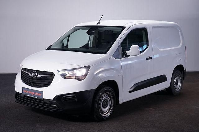 Weiß Gebraucht 2020 Opel Combo Edition Van / Kleinbus | 9.249 € (Superpreis) - Bild 1/4