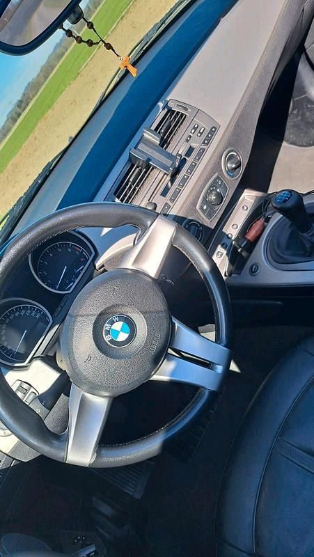 Gebraucht BMW Z4 192 PS (141 kW) 2003 Grau Cabrio