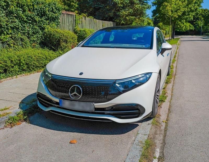 Weiß Gebraucht 2021 Mercedes EQS450+ Premium Limousine | 47.500 € (Superpreis) - Bild 1/4