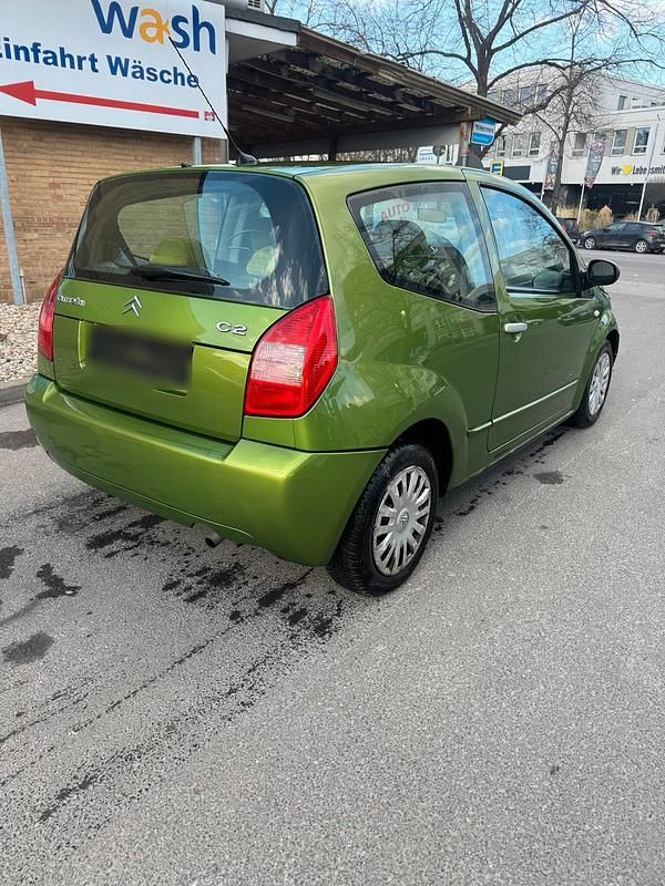 Gebraucht Citroën C2 60 PS (44 kW) 2005 Grün Kleinwagen