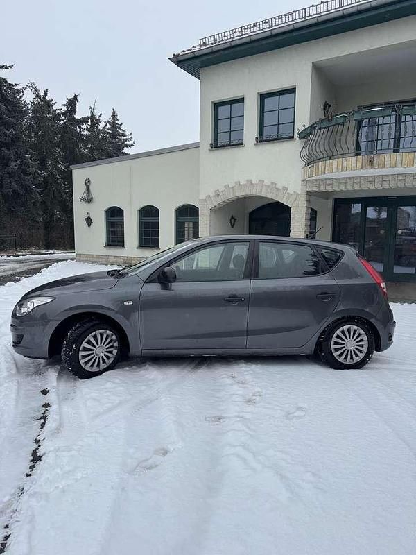Gebraucht Hyundai i30 Classic 109 PS (80 kW) 2009 Limousine