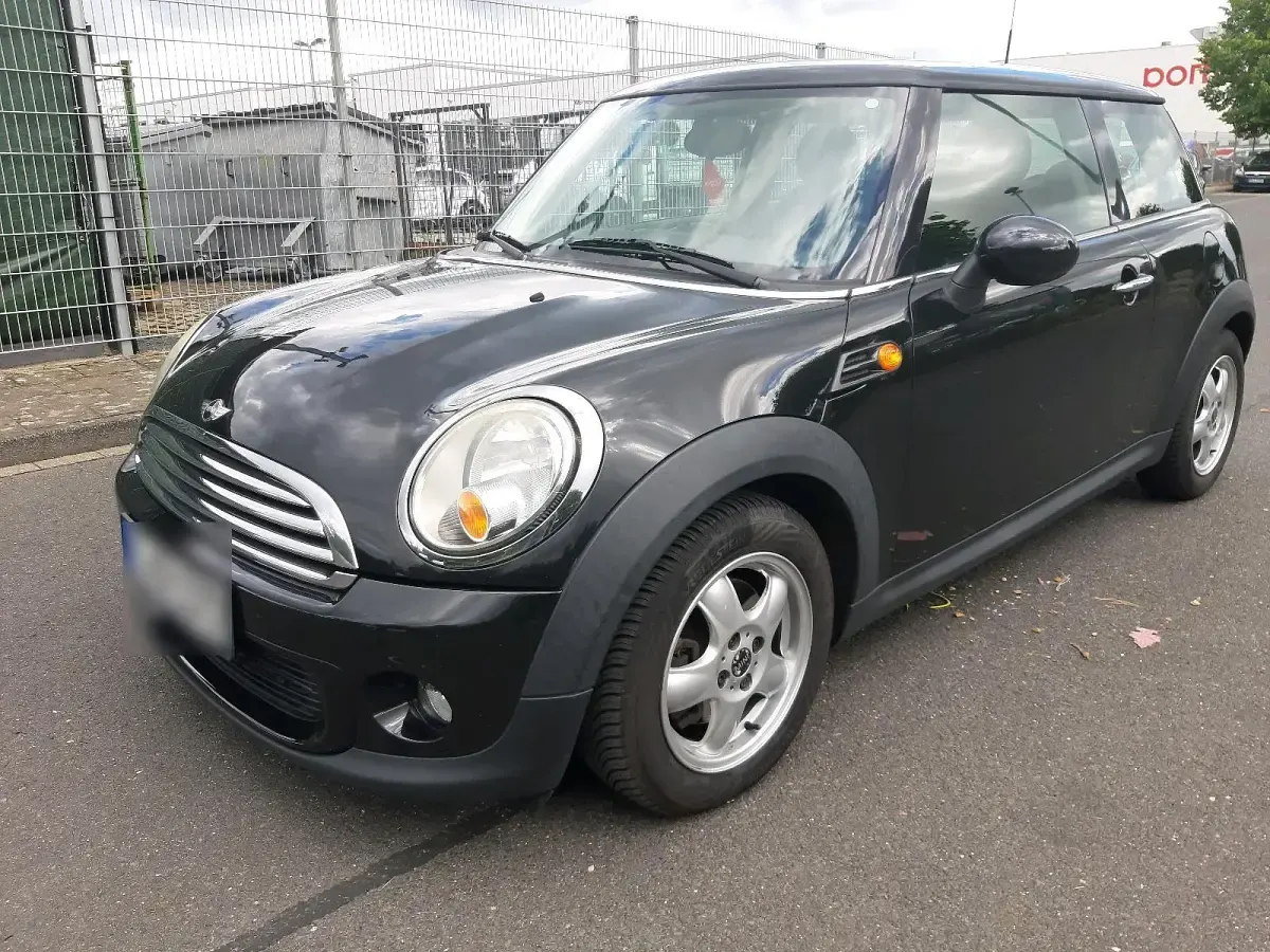 Gebraucht Mini Cooper 122 PS (89 kW) 2010 Schwarz Kleinwagen