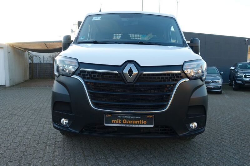 Second-hand Renault Master 150 CP (110 kW) 2020 Alb Van