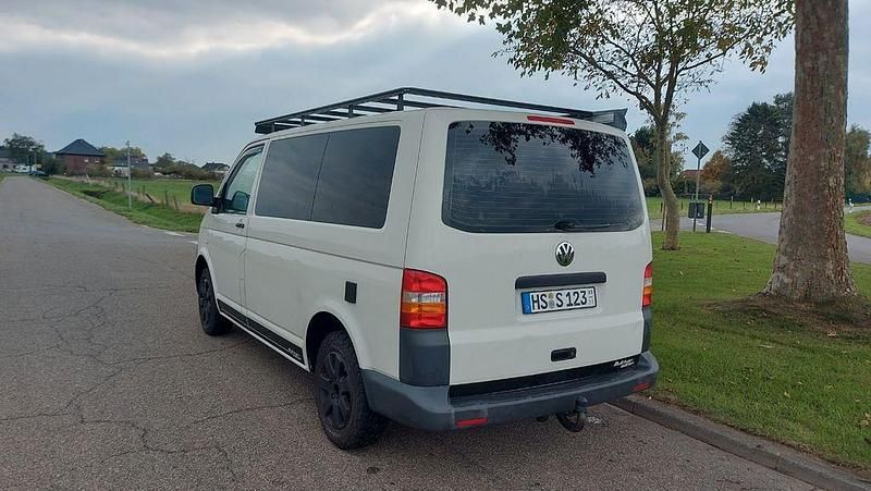 Weiß Gebraucht 2009 VW T5 Van | 14.500 € - Bild 1/4