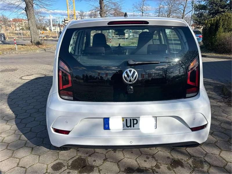 Gebraucht VW up! 60 PS (44 kW) 2020 Weiß Kleinwagen