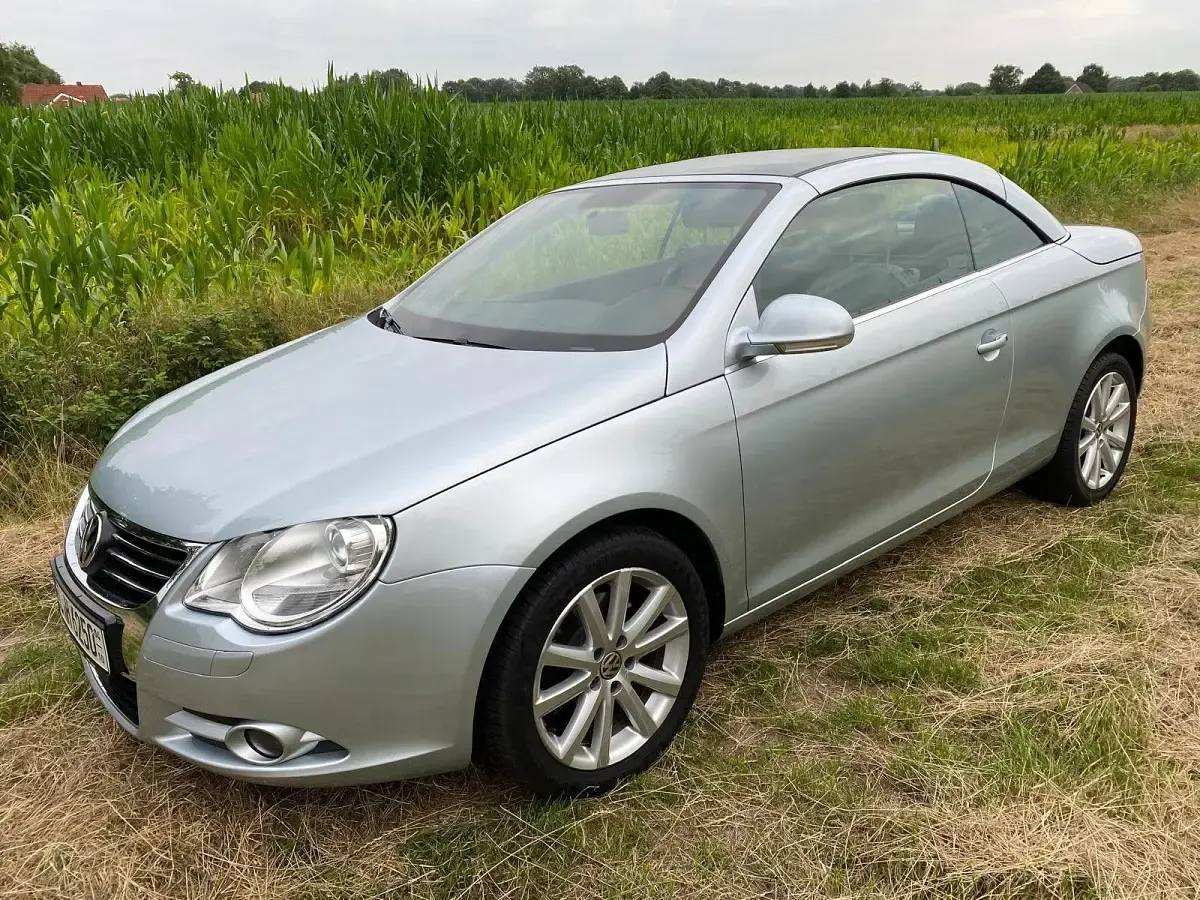 Używany VW Eos 250 KM (183 kW) 2006 Srebrny Kabriolet