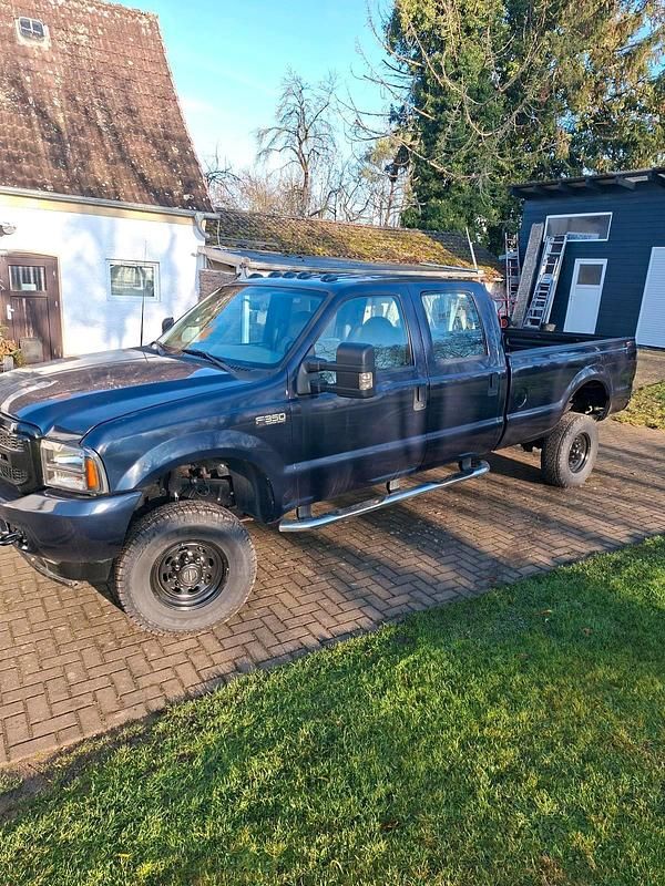 Blau Gebraucht 2003 Ford F350 Abholung | 12.400 € - Bild 1/4