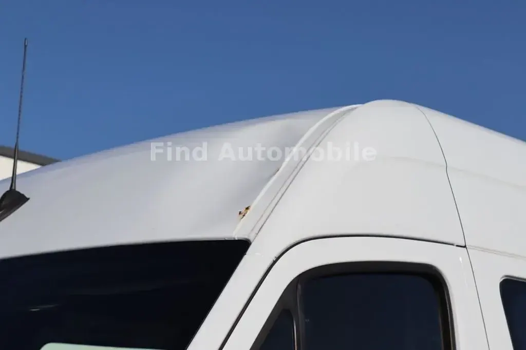 Second-hand Mercedes Sprinter 190 CP (139 kW) 2020 Alb Van