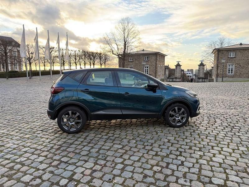 Gebraucht Renault Captur Bose Edition 90 PS (66 kW) 2019 Blau SUV