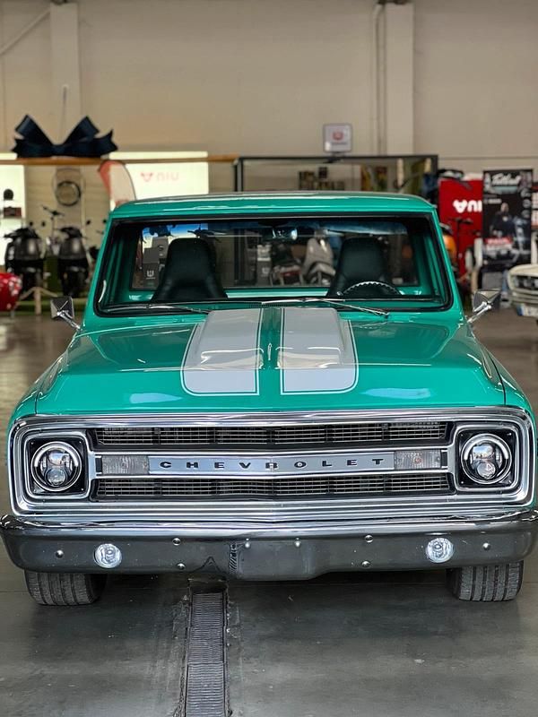 Gebraucht Chevrolet C10 145 PS (106 kW) 1970 Grün Abholung