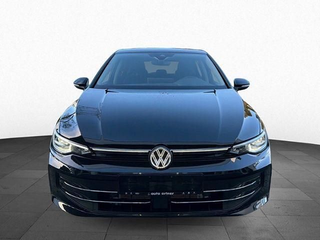 Gebraucht VW Golf VIII Style 150 PS (110 kW) 2025 Schwarz Limousine