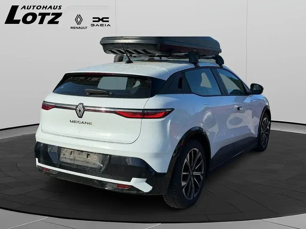 Używany Renault Megane E-Tech Equilibre 96 kW (131 KM) 2022 Biały Sedan/Limuzyna
