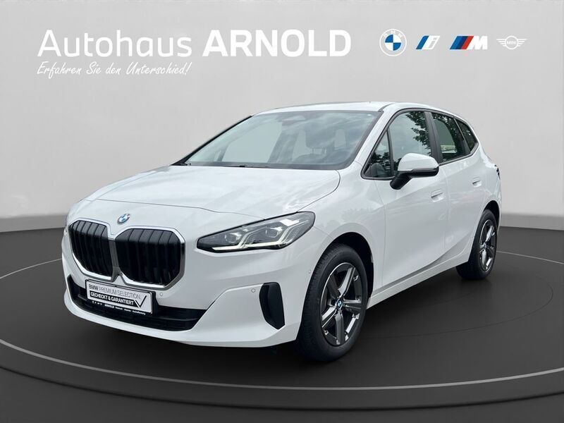 Alpinweiß uni Gebraucht 2024 BMW 218 Active Tourer Luxury Line Van / Kleinbus | 29.810 € (Guter Preis) - Bild 1/4