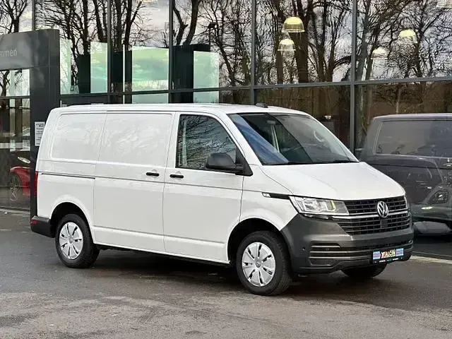 Używany VW Transporter S 150 KM (110 kW) 2021 Biały Van